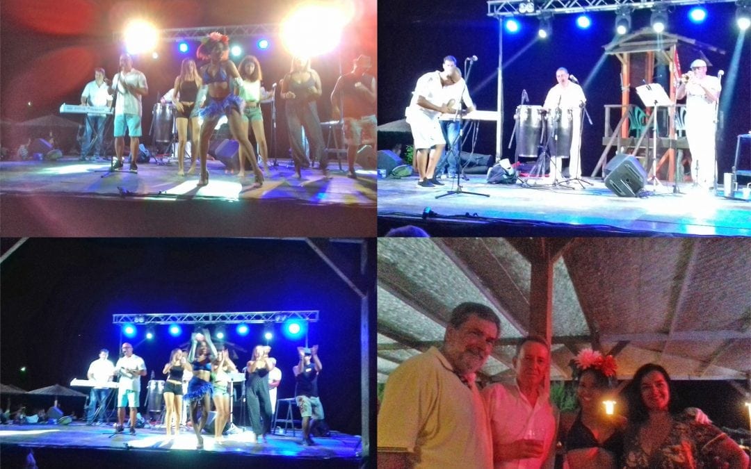 «Τροπική» η Δημοτική Πλαζ Αυλακίου, με τη Συναυλία σε ρυθμούς Κούβας και Λατινικής Αμερικής, ξεσηκώνοντας τους δεκάδες θεατών!