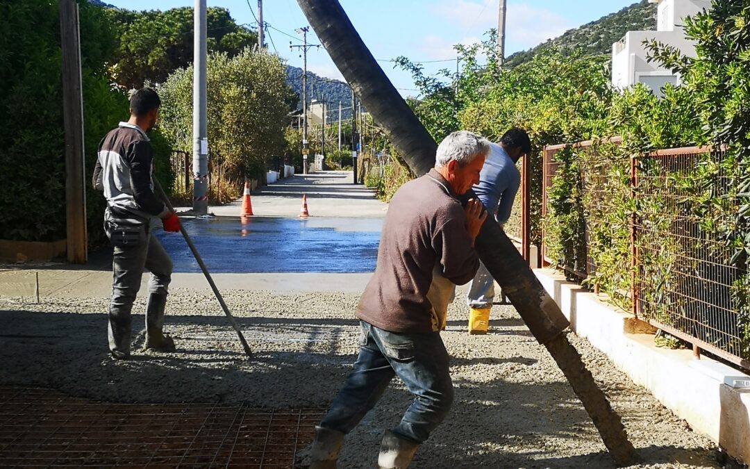 Αντικατάσταση αγωγού ύδρευσης και κατασκευή οδοστρώματος οδού Αγίας Μαρίνας, στην περιοχή Αυλάκι, στο Πόρτο Ράφτη