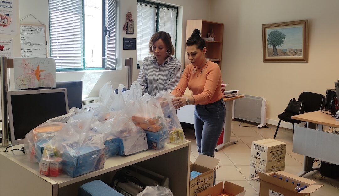 Διανομή ιατροφαρμακευτικού υλικού σε οικογένειες Ρομά του Δήμου Μαρκοπούλου Μεσογαίας